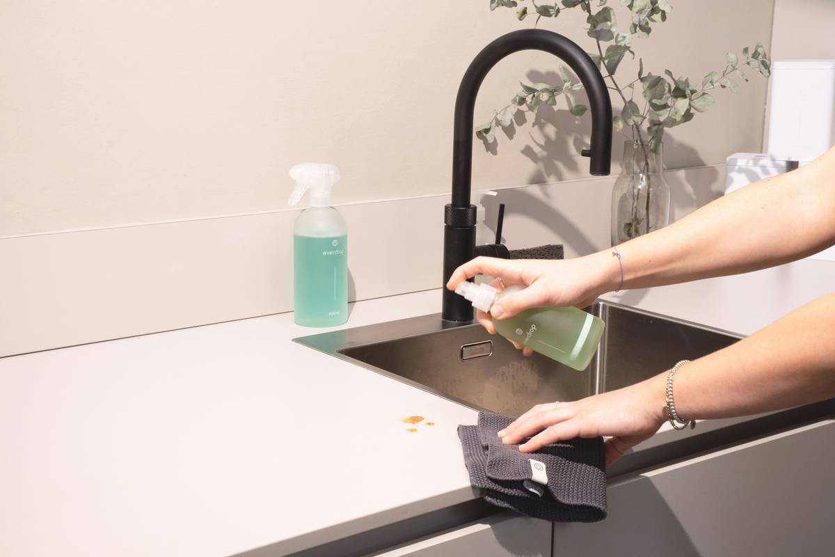Chemical Resistant Rubber Gloves: 7 Proven Reasons to Avoid the $1.99 “Eco” Pair
